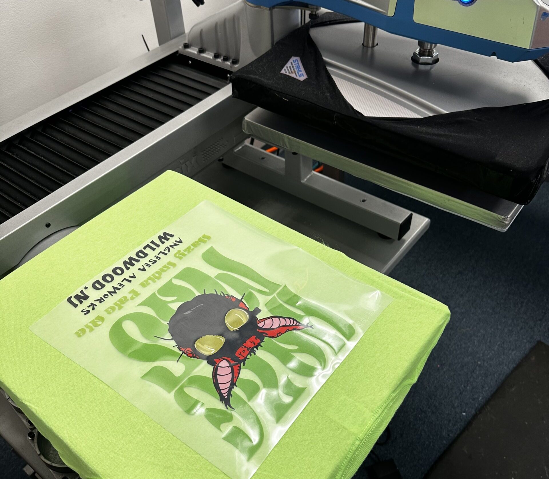 Eberahrts Embroidery Online store